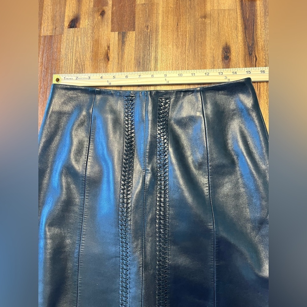 Vintage Casual Corner Black Leather Skirt with Braided Leather Embellishment 6 - Picture 7 of 14